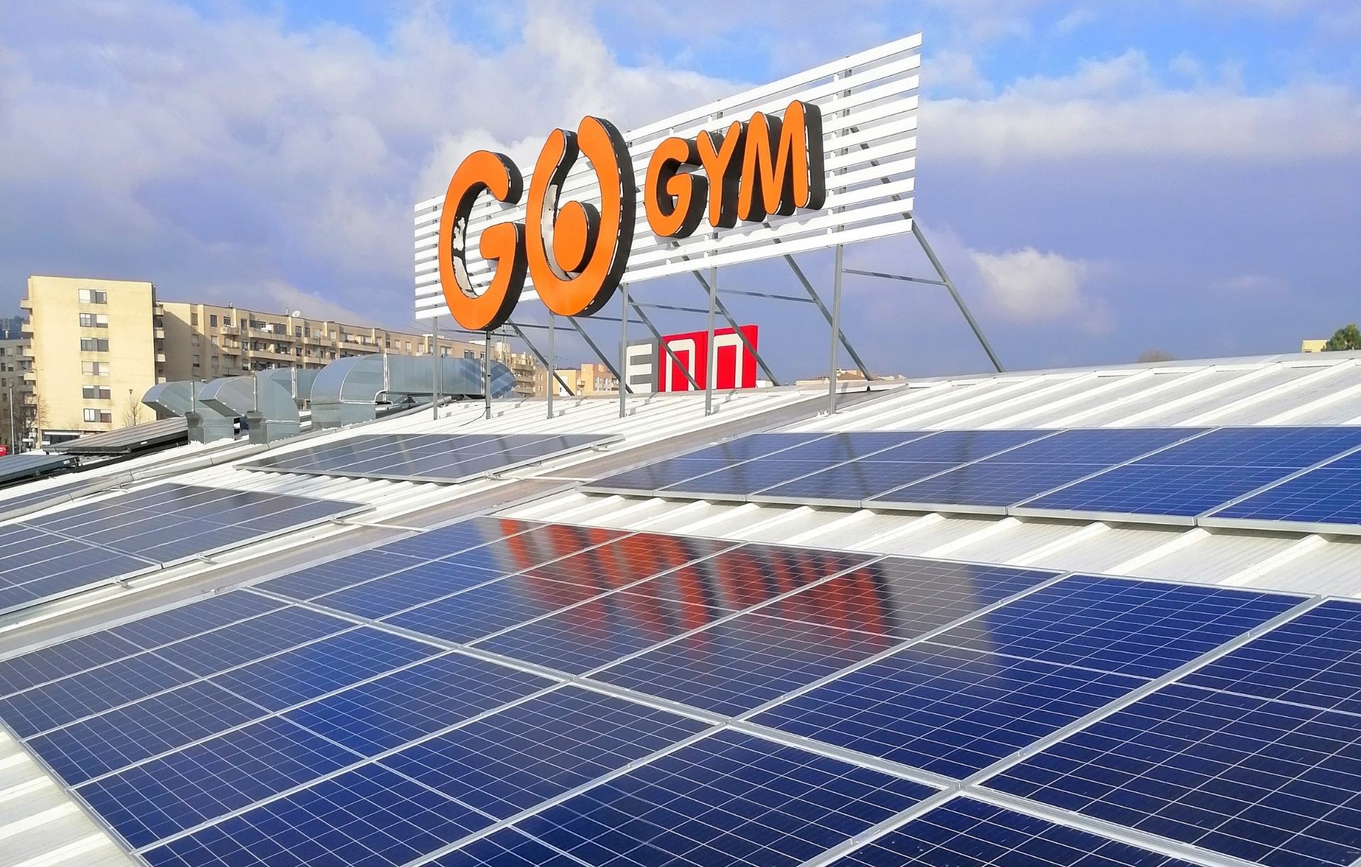 Ginásios Go Gym (83,36kWp)